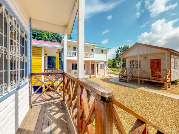 Ambergris Caye Home 1008306