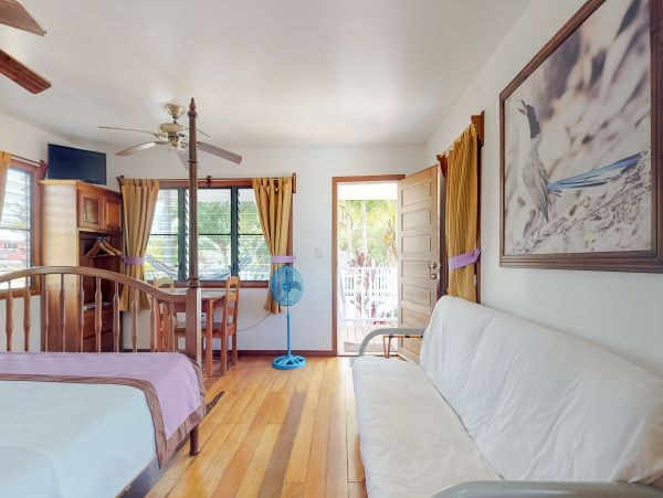 Ambergris Caye Home 1008307
