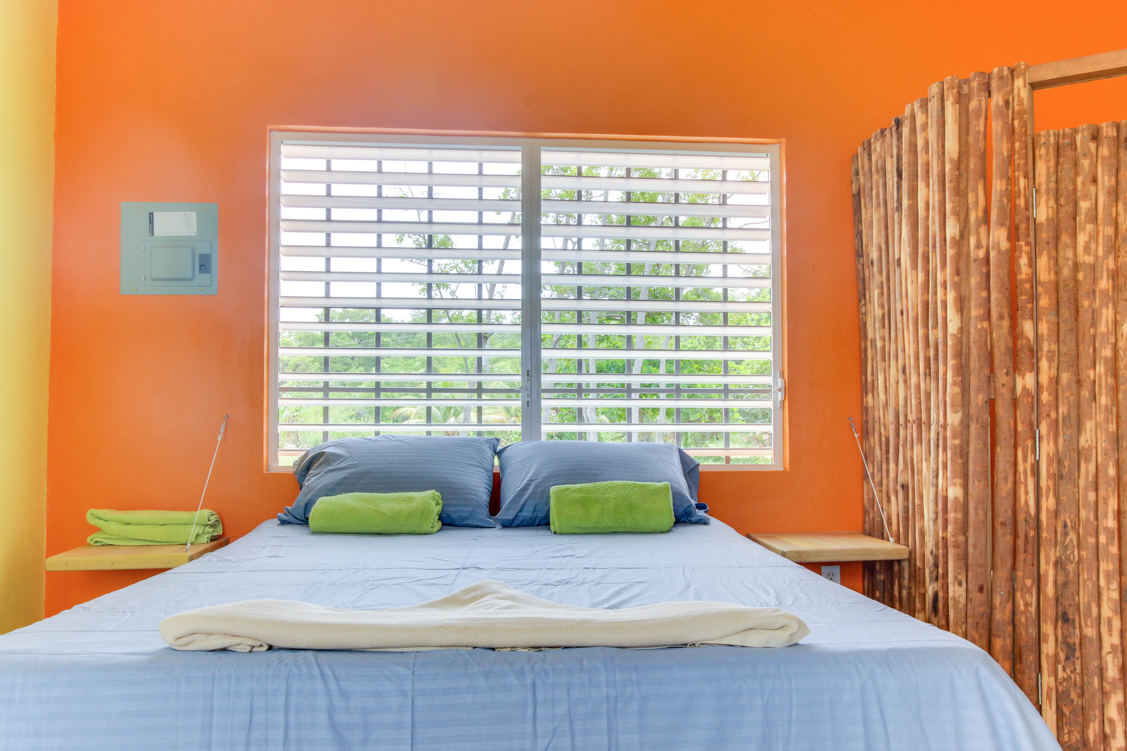 Ambergris Caye Home 1008309