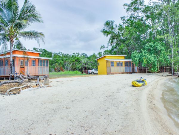 Ambergris Caye Home 1008309