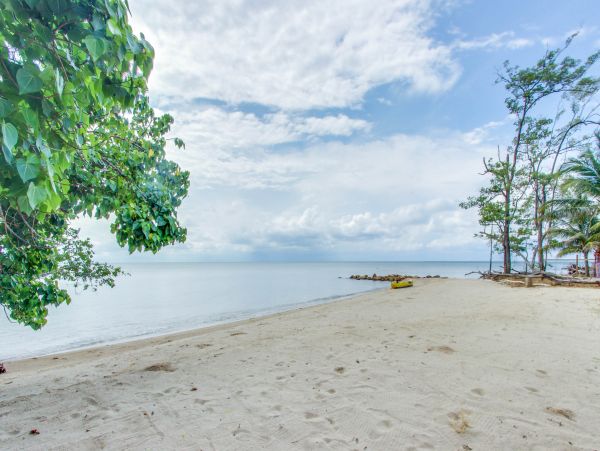 Ambergris Caye Home 1008309