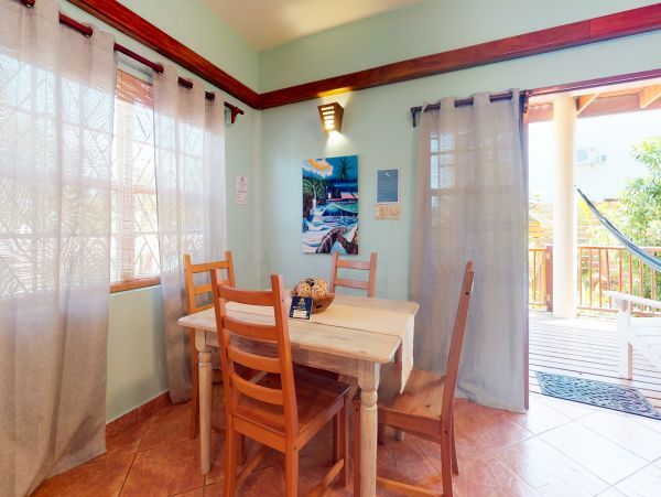 Ambergris Caye Home 1008310