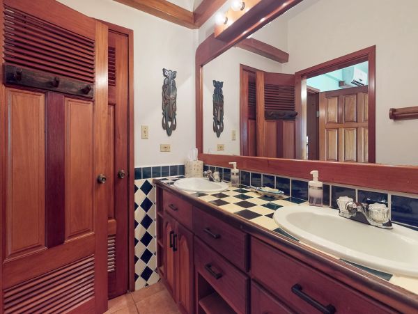 Ambergris Caye Home 1008310