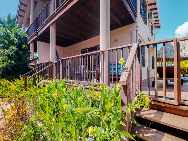 Ambergris Caye Home 1008310