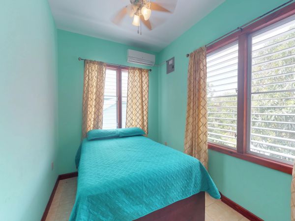 Ambergris Caye Home 1008311