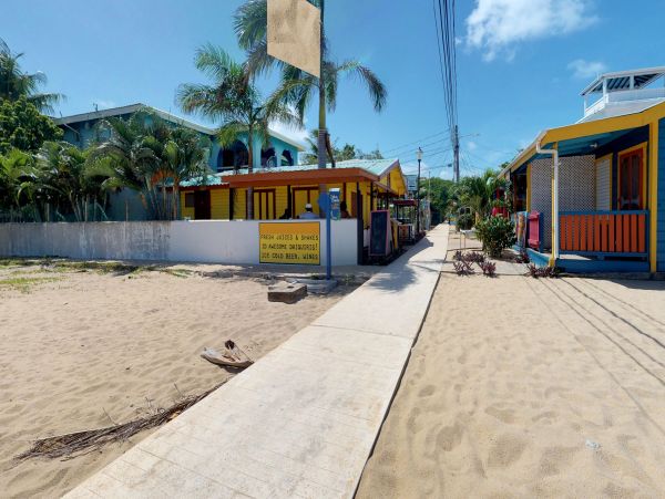 Ambergris Caye Home 1008311