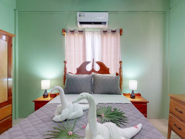Ambergris Caye Home 1008313