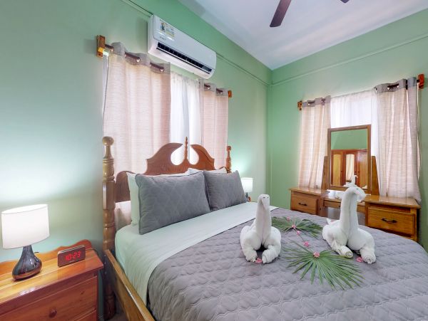 Ambergris Caye Home 1008313