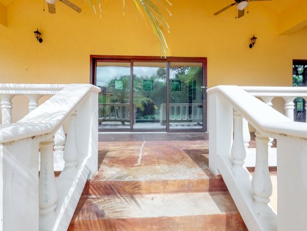 Ambergris Caye Home 1008316