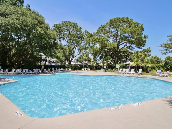 Beautiful Hilton Head Vacation Home Four Bedrooms Sleeps 10