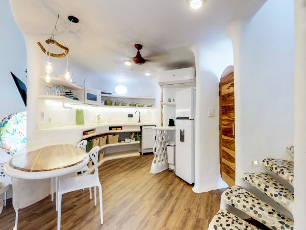 Ambergris Caye Home 1008320