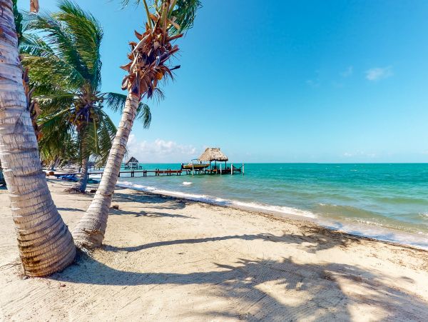Ambergris Caye Home 1008323
