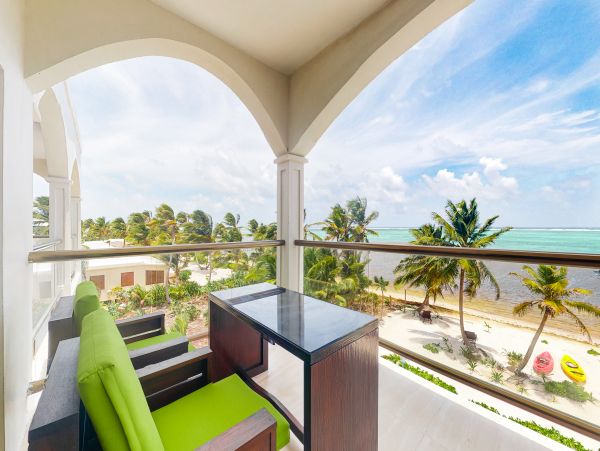 Ambergris Caye Home 1008324