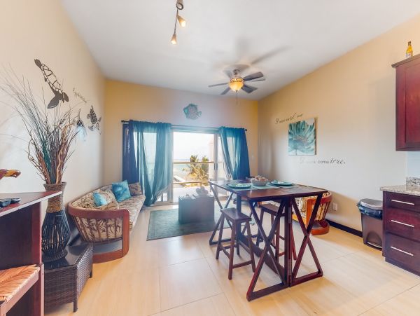 Ambergris Caye Home 1008324