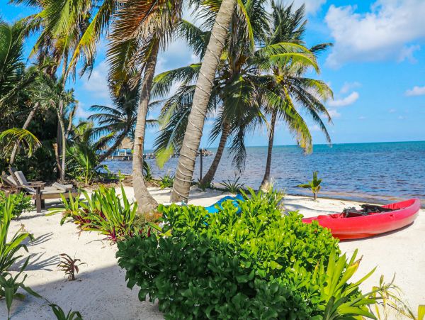 Ambergris Caye Home 1008324