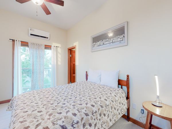 Ambergris Caye Home 1008325