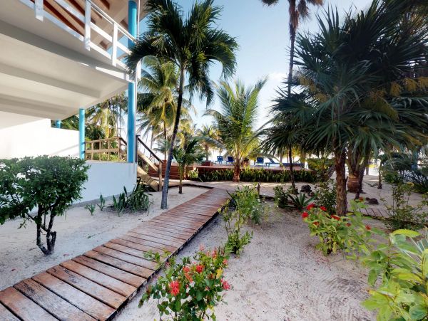 Ambergris Caye Home 1008326
