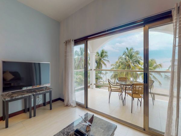 Ambergris Caye Home 1008327