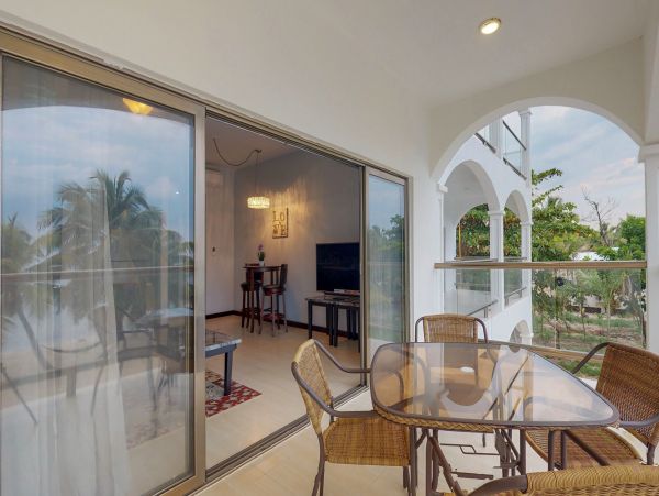 Ambergris Caye Home 1008327