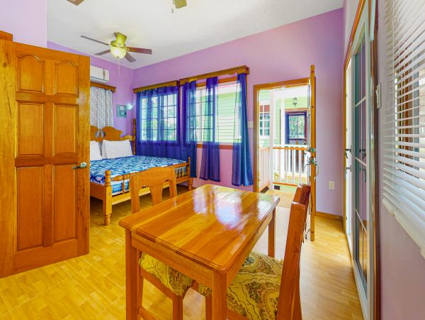 Ambergris Caye Home 1008328