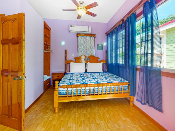 Ambergris Caye Home 1008328
