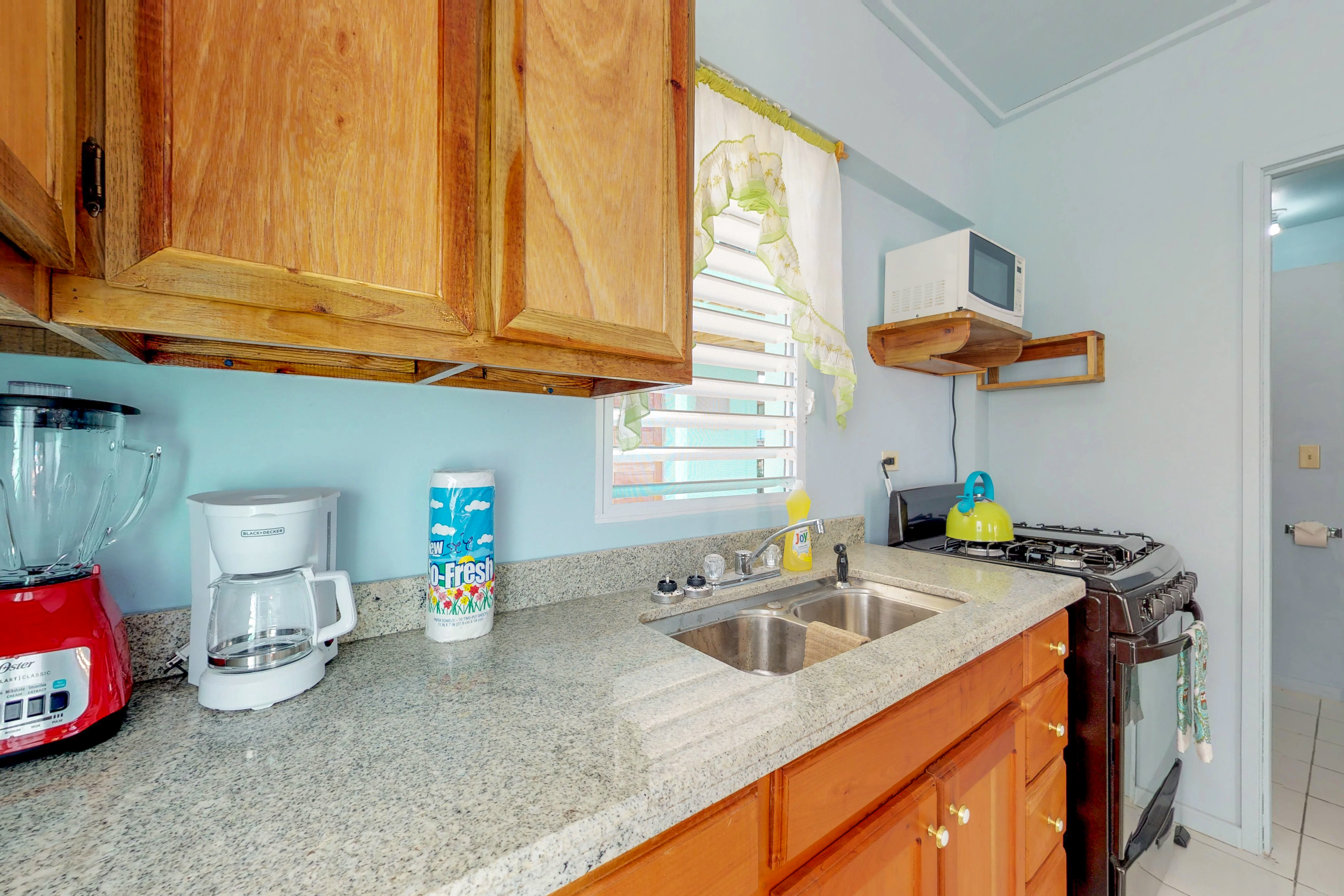 Ambergris Caye Home 1008329