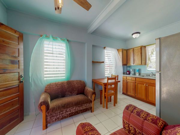 Ambergris Caye Home 1008329