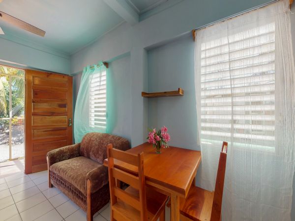 Ambergris Caye Home 1008329