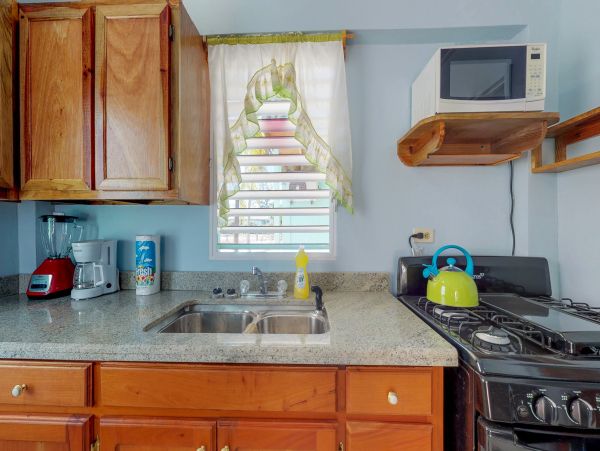 Ambergris Caye Home 1008329