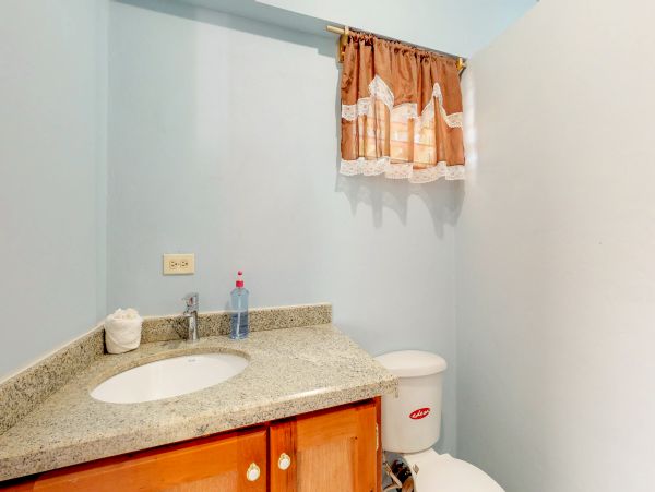Ambergris Caye Home 1008329