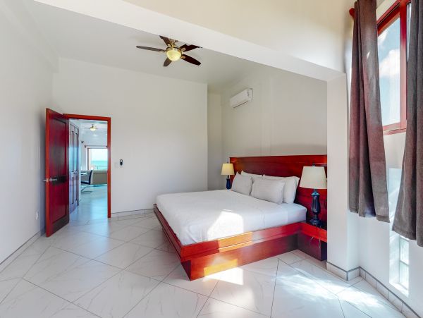 Ambergris Caye Home 1008330