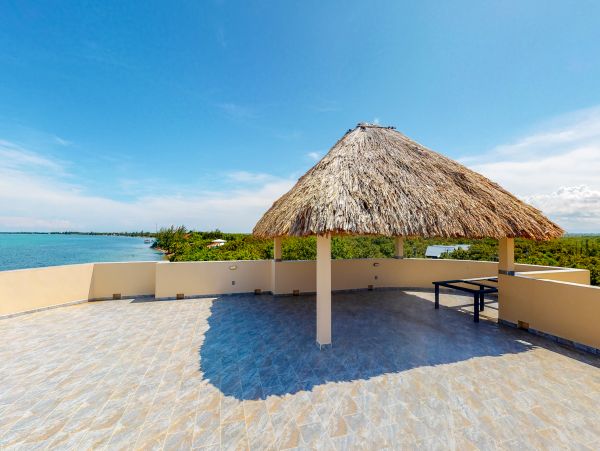 Ambergris Caye Home 1008330