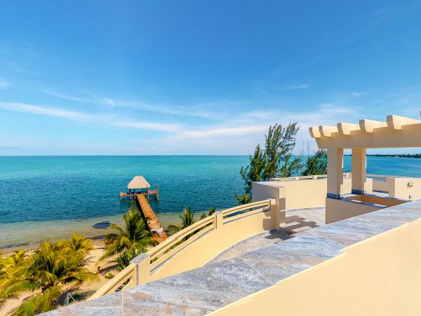 Ambergris Caye Home 1008330