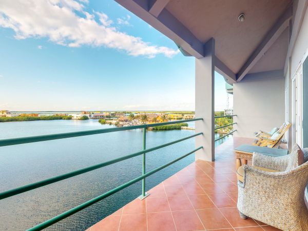 Ambergris Caye Home 1008331