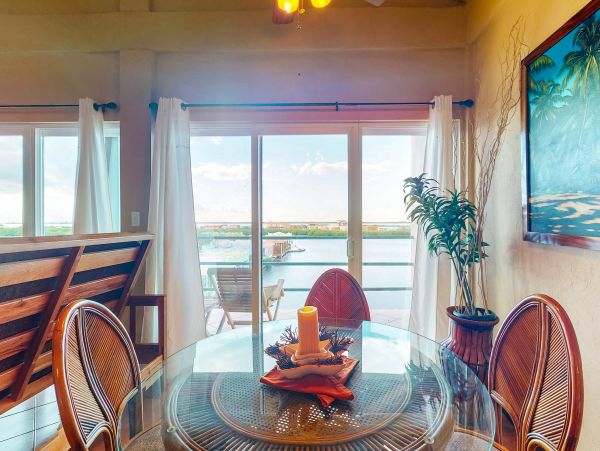 Ambergris Caye Home 1008331