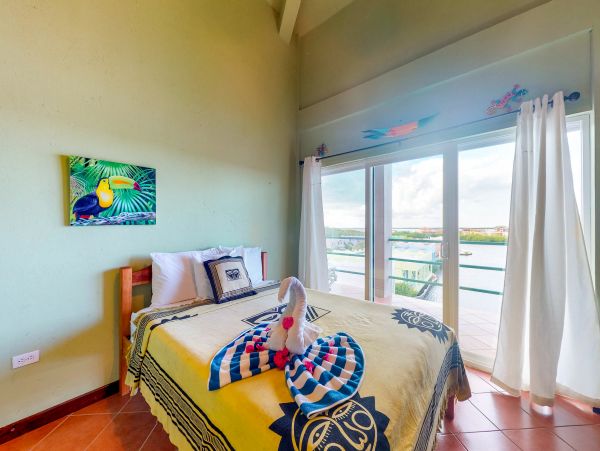 Ambergris Caye Home 1008331