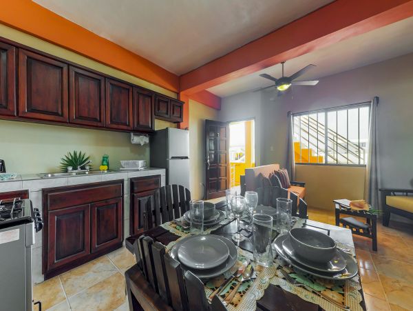 Ambergris Caye Home 1008334
