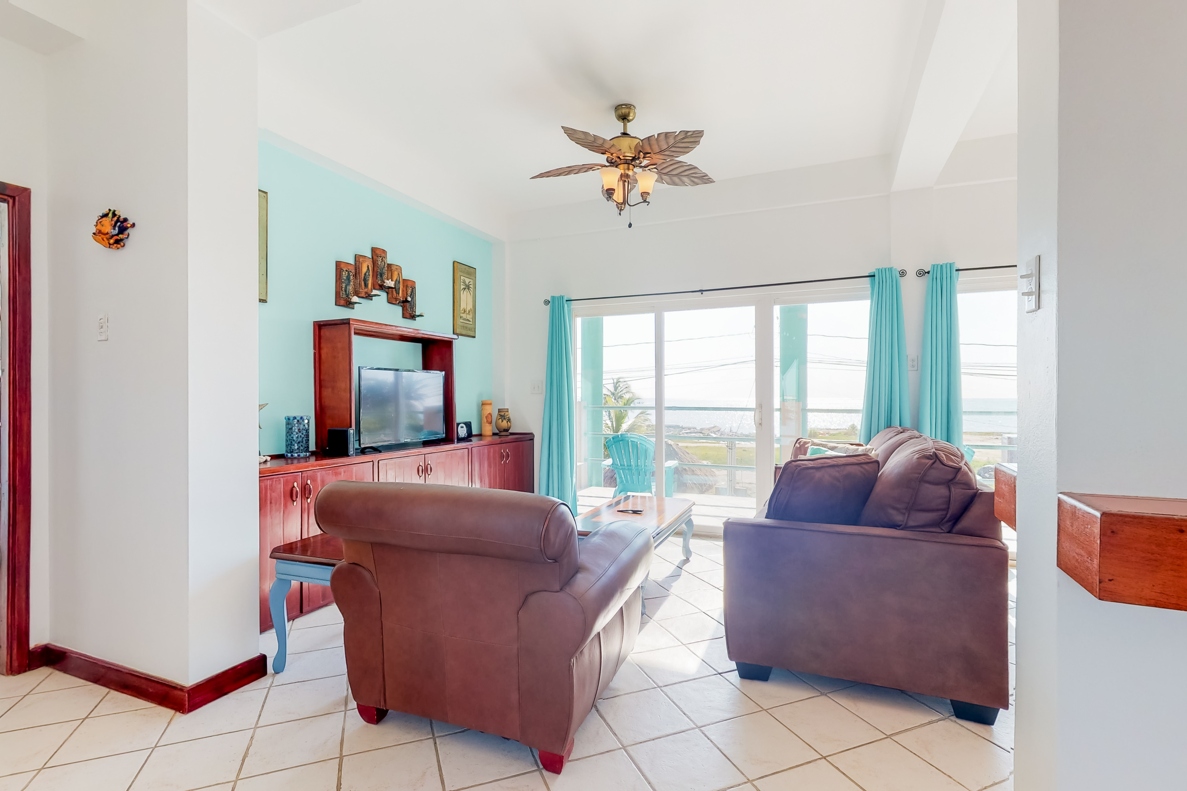 Ambergris Caye Home 1008335
