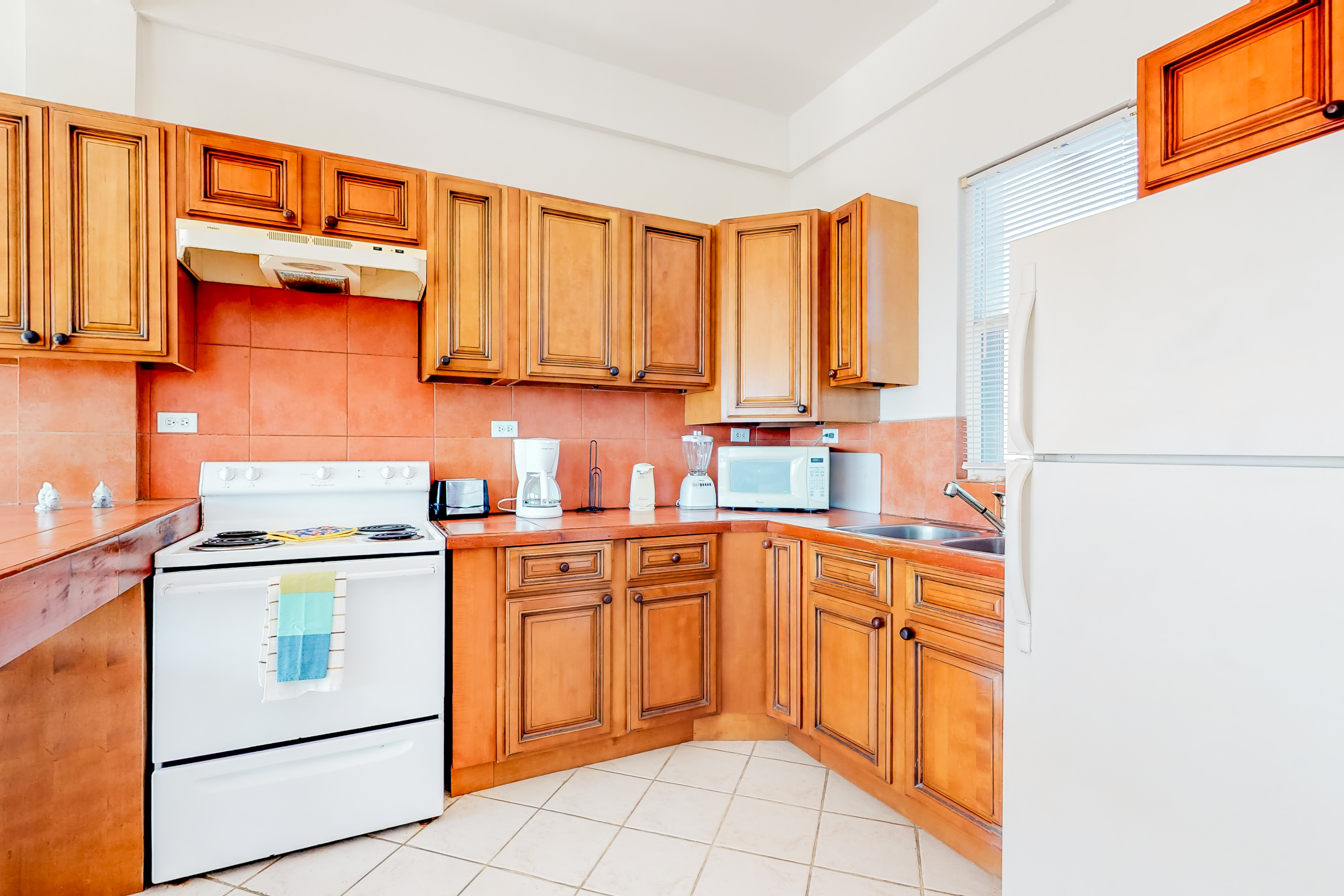 Ambergris Caye Home 1008335