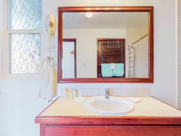 Ambergris Caye Home 1008335