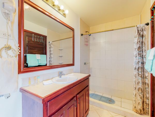 Ambergris Caye Home 1008335
