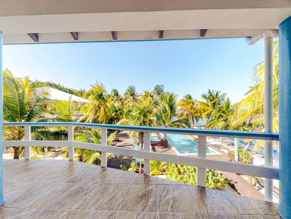 Ambergris Caye Home 1008336