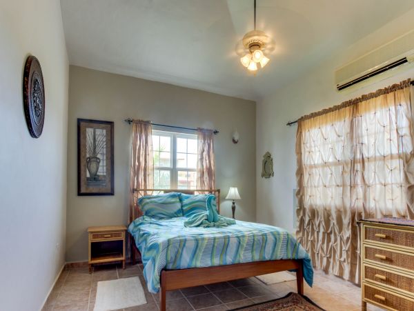 Ambergris Caye Home 1008338