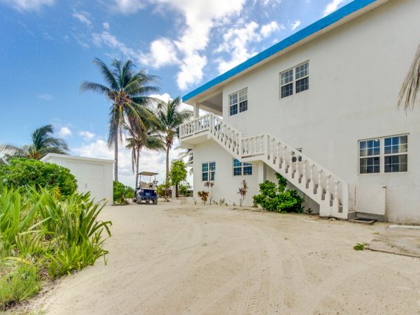 Ambergris Caye Home 1008338