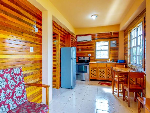 Ambergris Caye Home 1008339