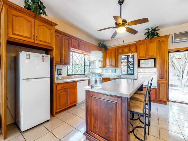 Ambergris Caye Home 1008340