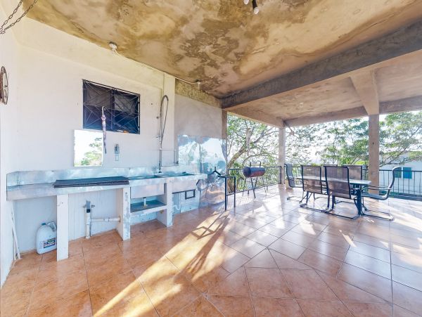 Ambergris Caye Home 1008340