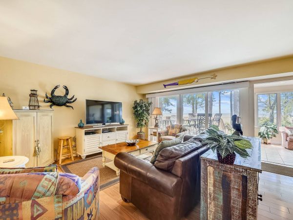 Beautiful Hilton Head Vacation Home Near Beach with Pool