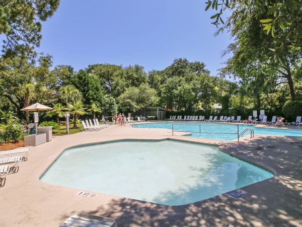 Beautiful Hilton Head Vacation Home Near Beach with Pool