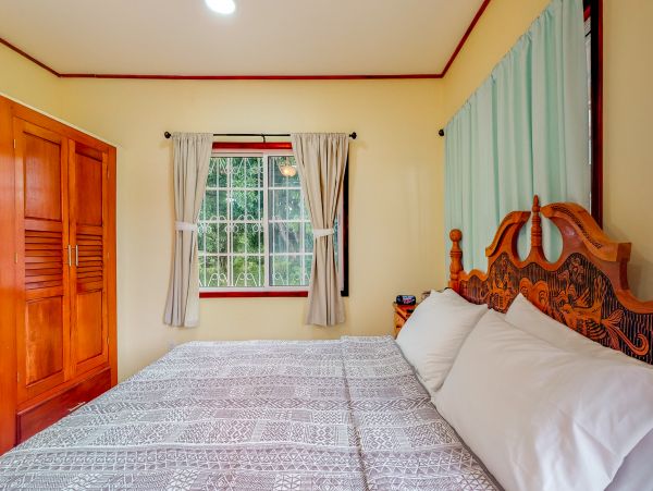 Ambergris Caye Home 1008342
